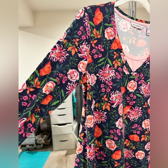 Isaac Mizrahi Live Floral Twofer Top - Picture 4 of 8